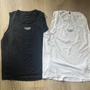 PAS NORMAL STUDIOS Black & White layer